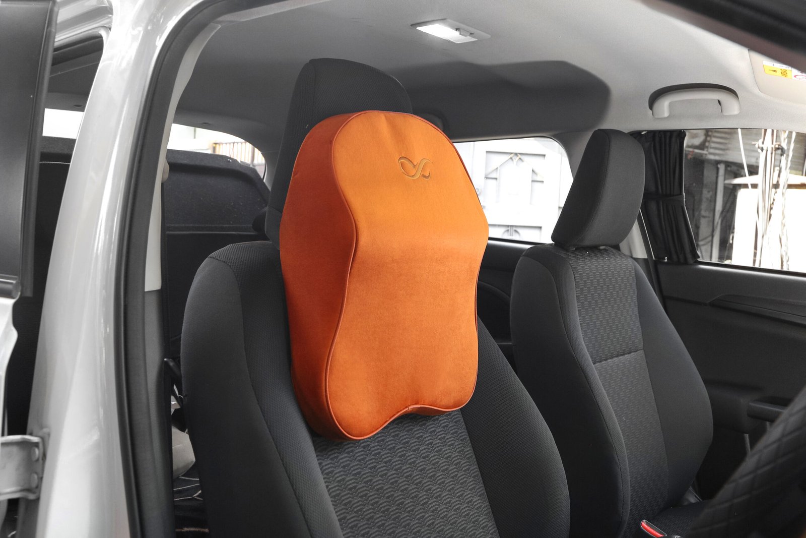 Is a Memory Foam Car Headrest Better Than Standard Polyester?
